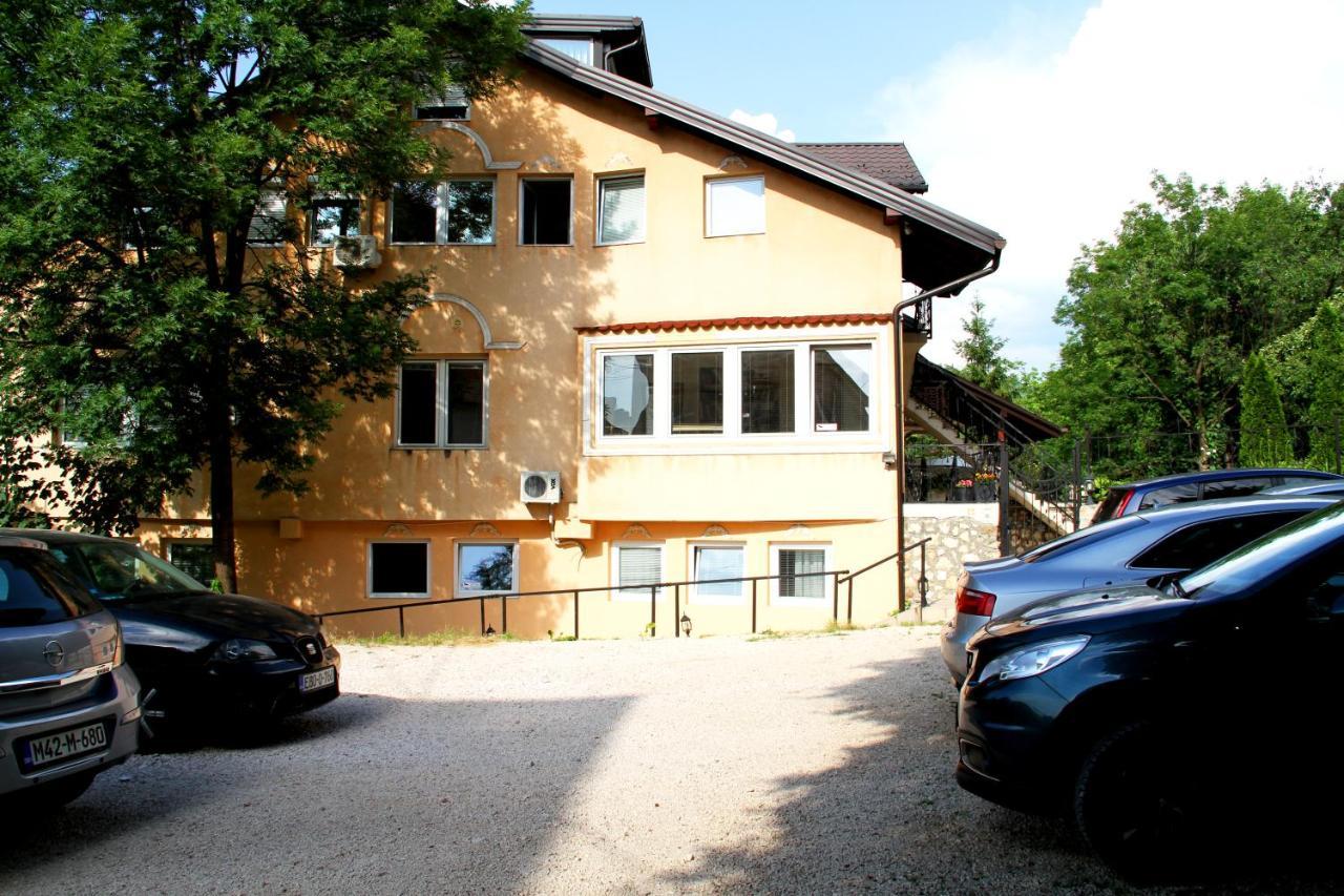 Downtown Green Oasis Apartments Szarajevó Kültér fotó